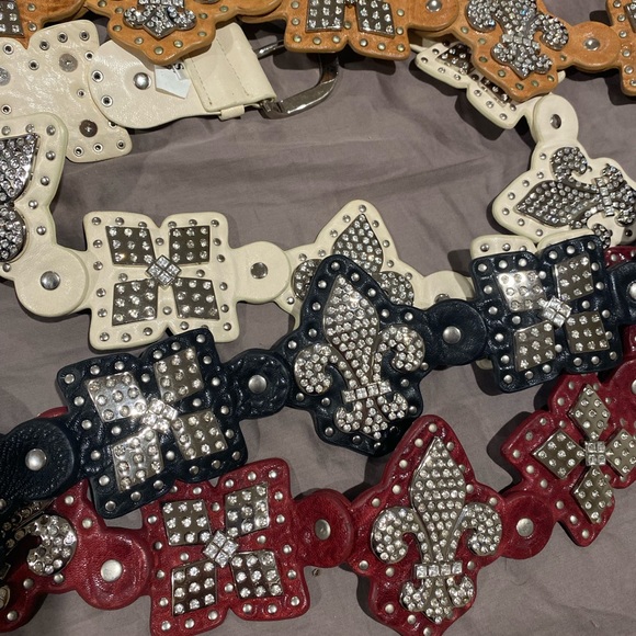 New with tag charm and luck genuine leather belt w stones - Picture 3 of 8